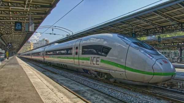 Guide pour choisir le meilleur stationnement à la gare TGV d'Avignon